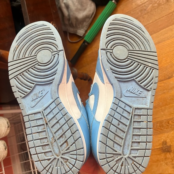 UNC DUNK LOW - Picture 3 of 3